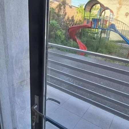 Jolie Art Apartment Braila Exterior photo