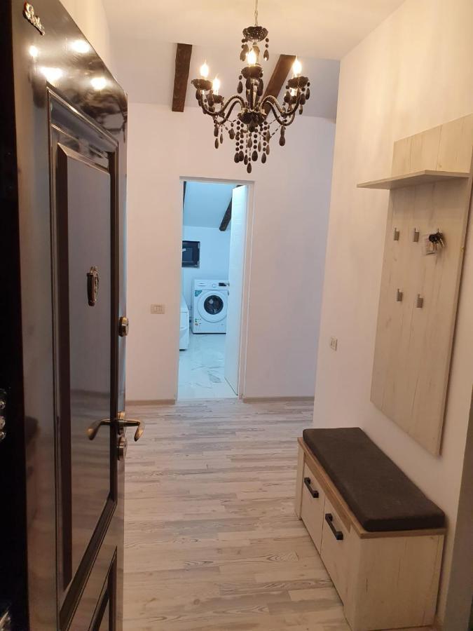 Jolie Art Apartment Braila Exterior photo
