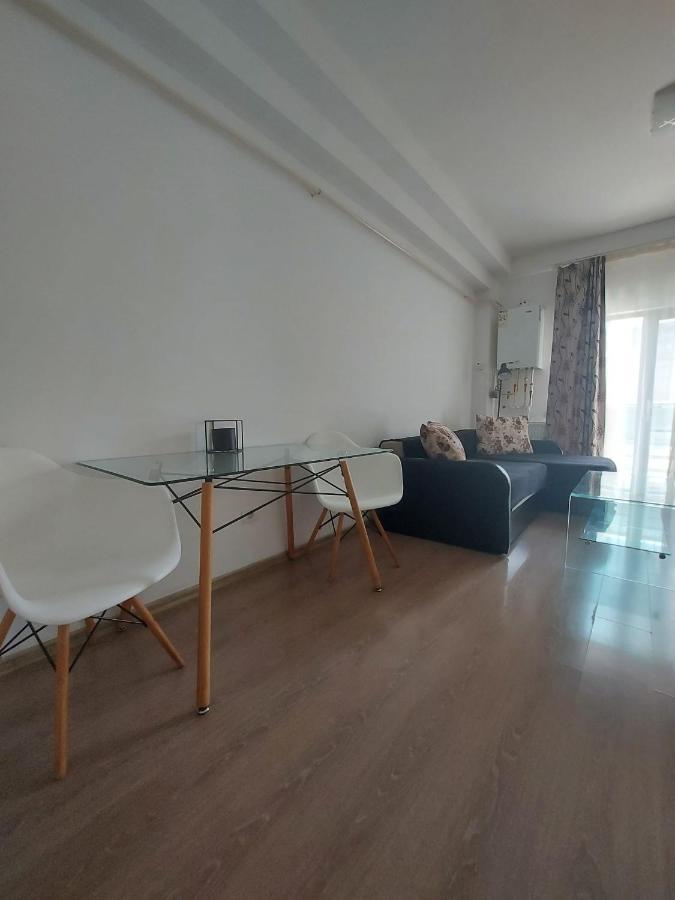 Jolie Art Apartment Braila Exterior photo