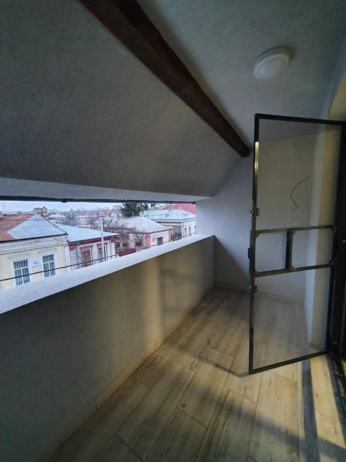 Jolie Art Apartment Braila Exterior photo